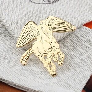 Luxury Gold Pegasus Scarf Ring